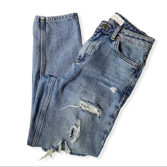TOPSHOP Mom Petite High Waisted Jeans - Picture 8 of 11